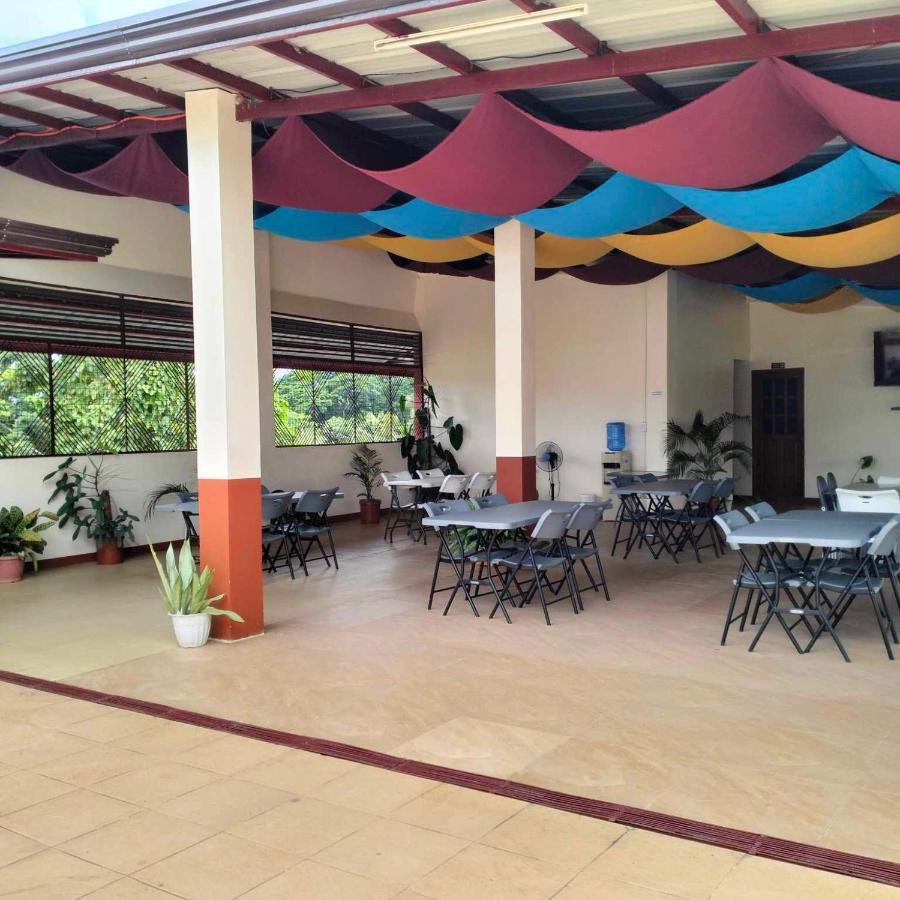 Tessie'S Home Stay Bed & Breakfast Puerto Princesa Zewnętrze zdjęcie